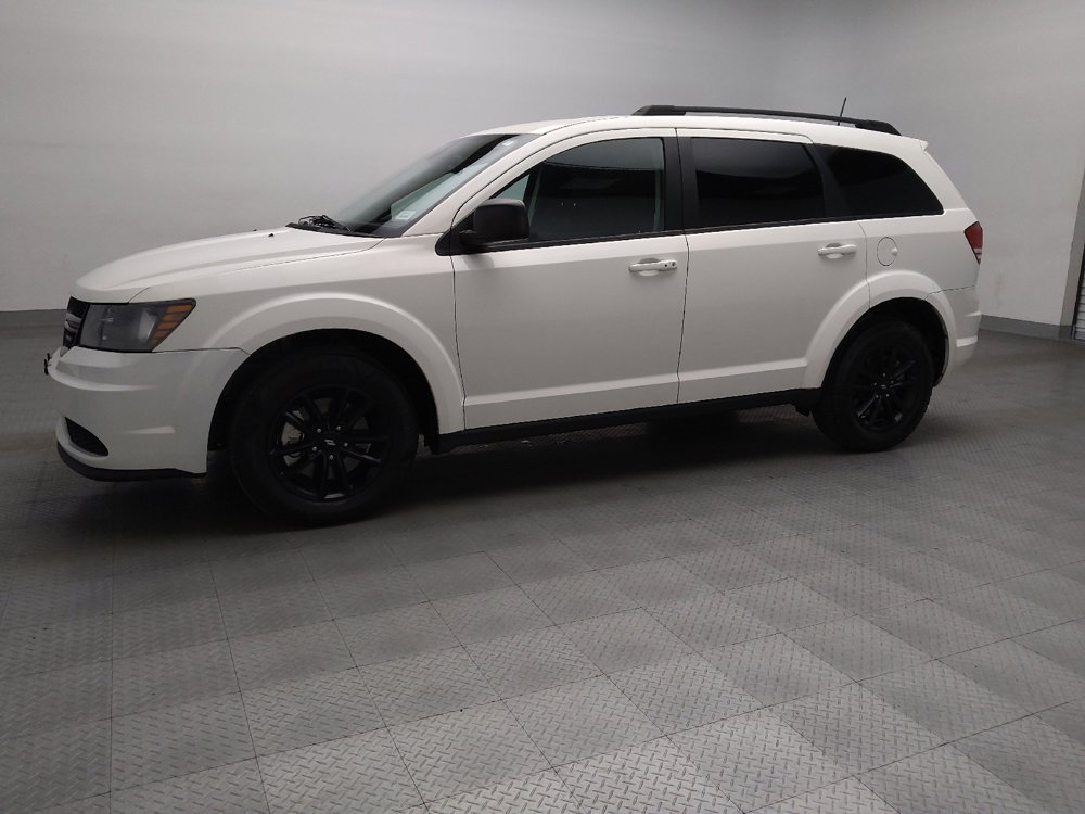 Used 2020 Dodge Journey SE w/ SE Popular Equipment Group image 2