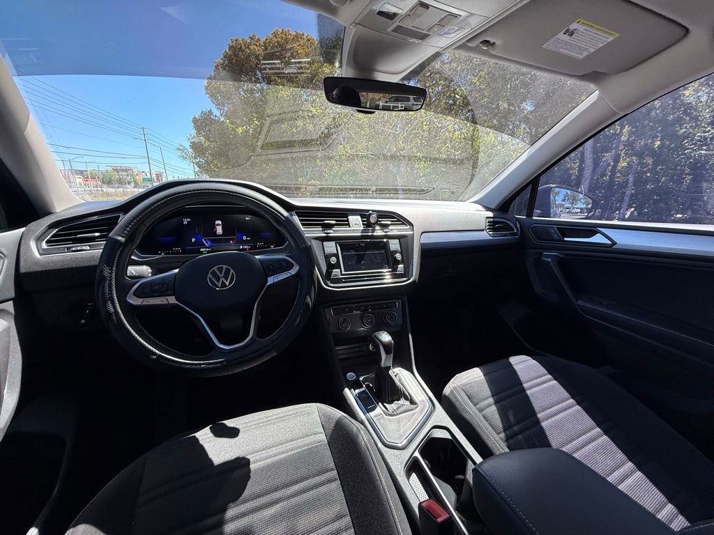 Certified 2024 Volkswagen Tiguan S image 17