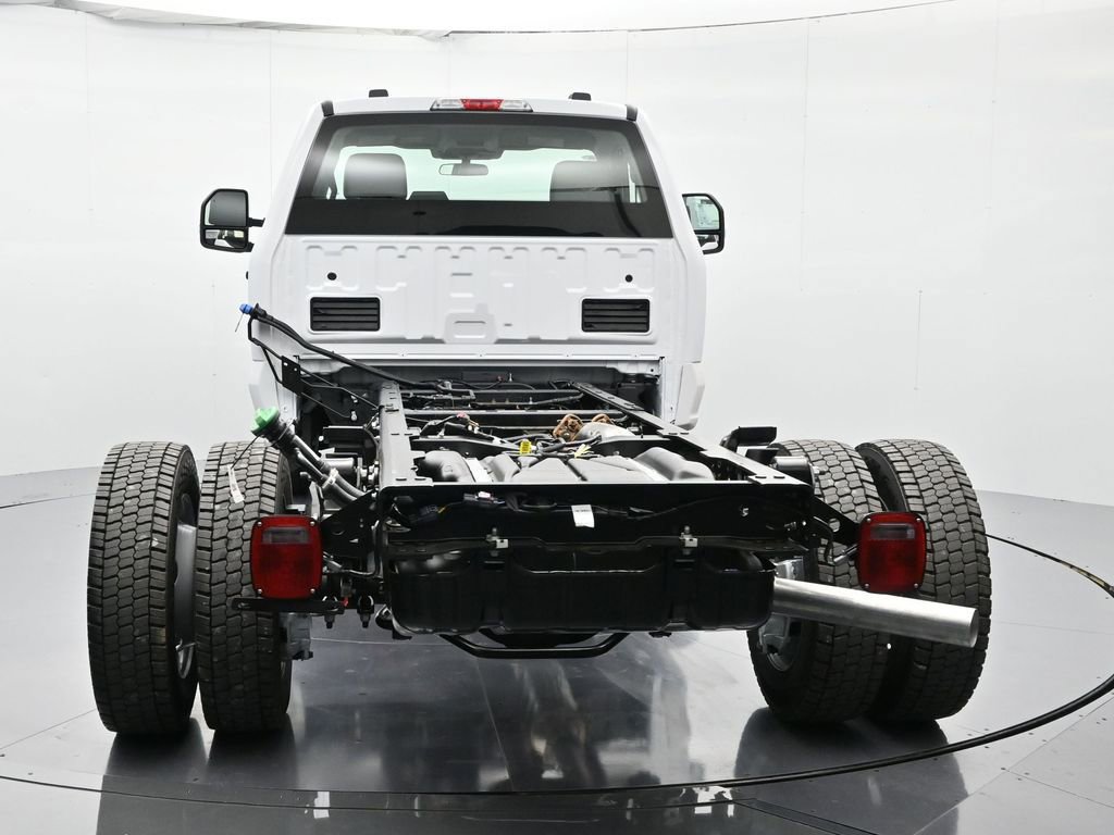 New 2026 Ford F550 4x4 Regular Cab Super Duty image 7