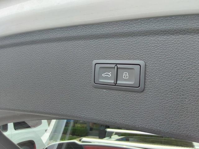 Used 2024 Audi Q5 2.0T Premium Plus AWD/4WD image 9