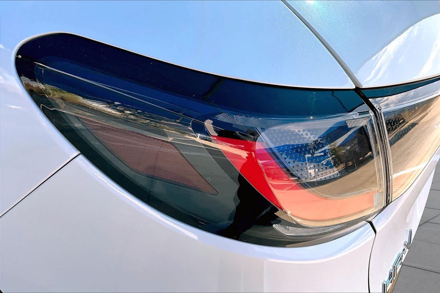 Used 2027 Honda HR-V EX-L image 29