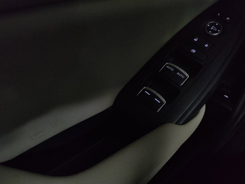 Used 2019 Honda Accord EX-L image 27
