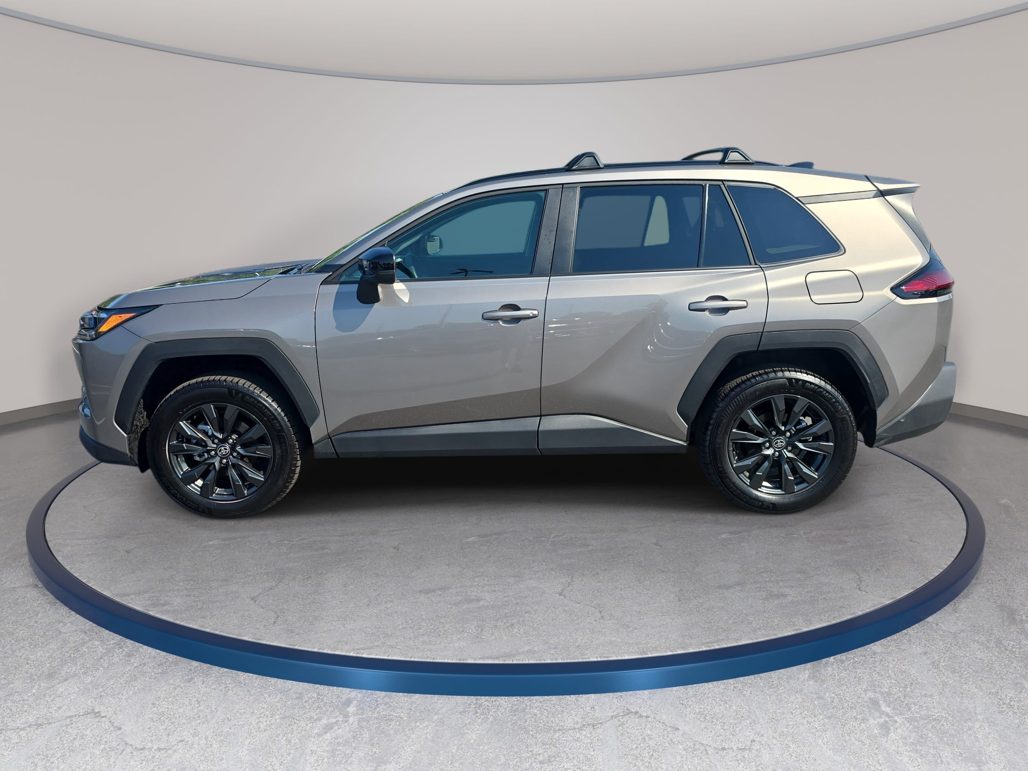 Used 2026 Toyota RAV4 XLE Premium FWD image 8