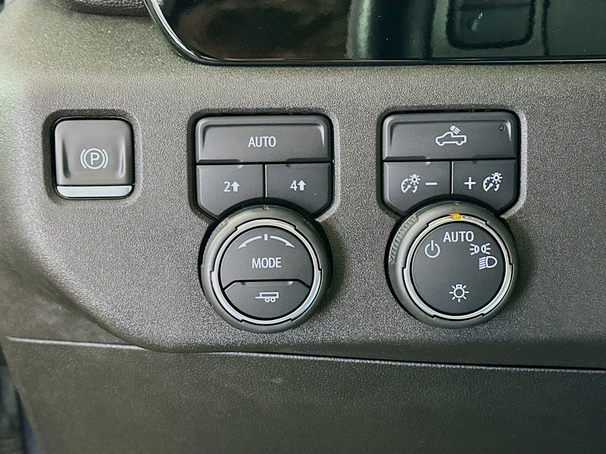 Used 2024 Chevrolet Silverado 1500 LT image 16