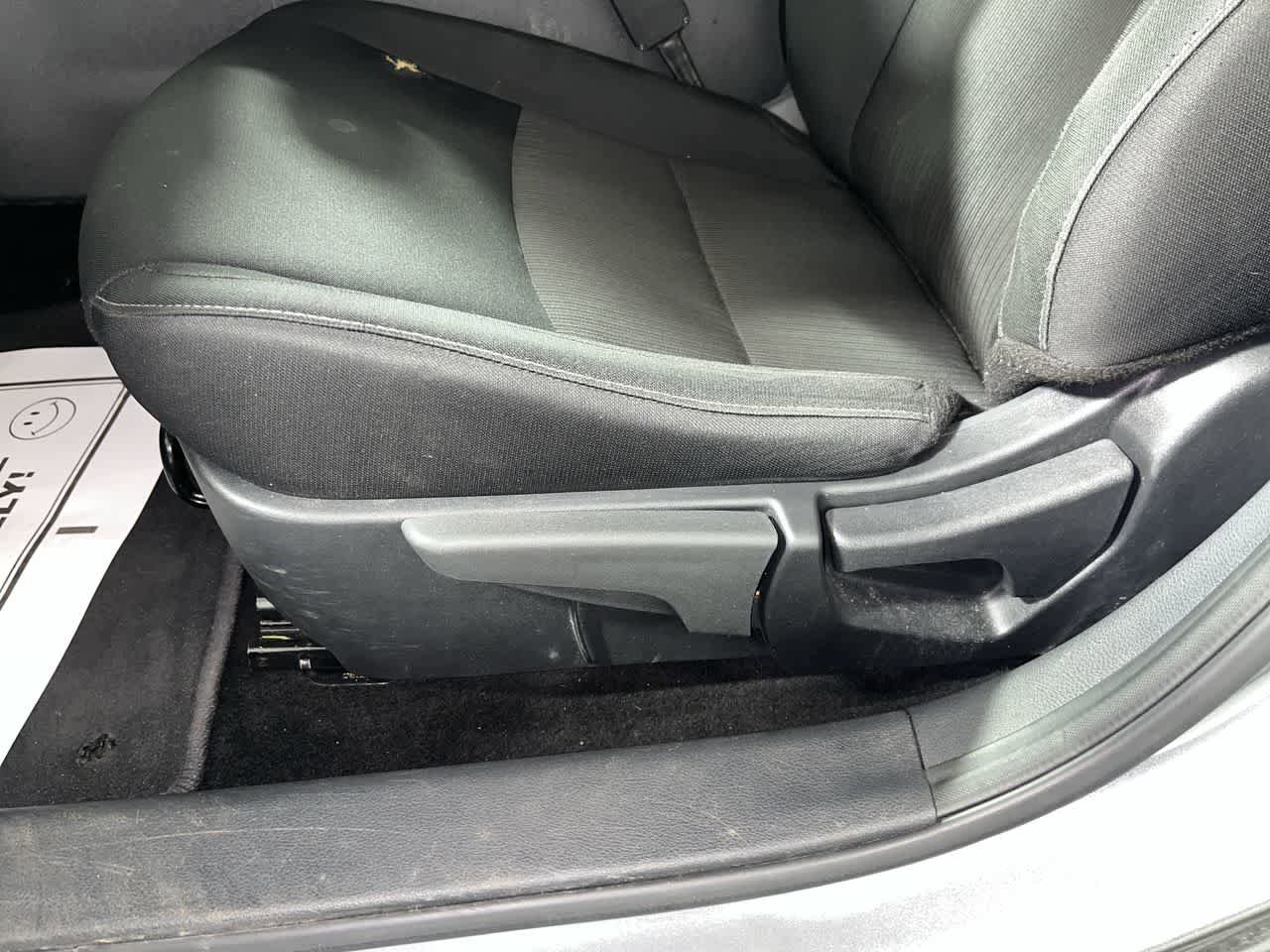 Used 2025 Nissan Sentra SV FWD image 14