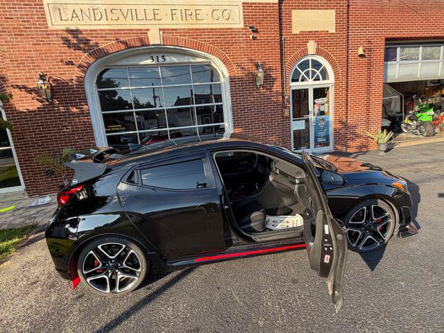 Used 2020 Hyundai Veloster N w/ Performance Package FWD image 27
