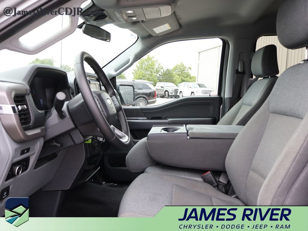 Used 2025 Ford F150 XLT w/ Equipment Group 301A Standard AWD/4WD image 22