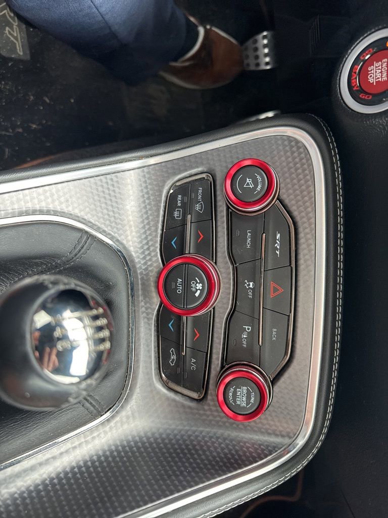 Used 2016 Dodge Challenger SRT Hellcat image 14