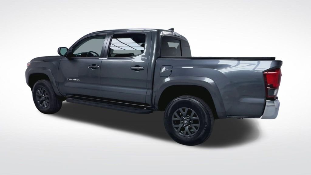 Certified 2023 Toyota Tacoma SR5 AWD/4WD image 6