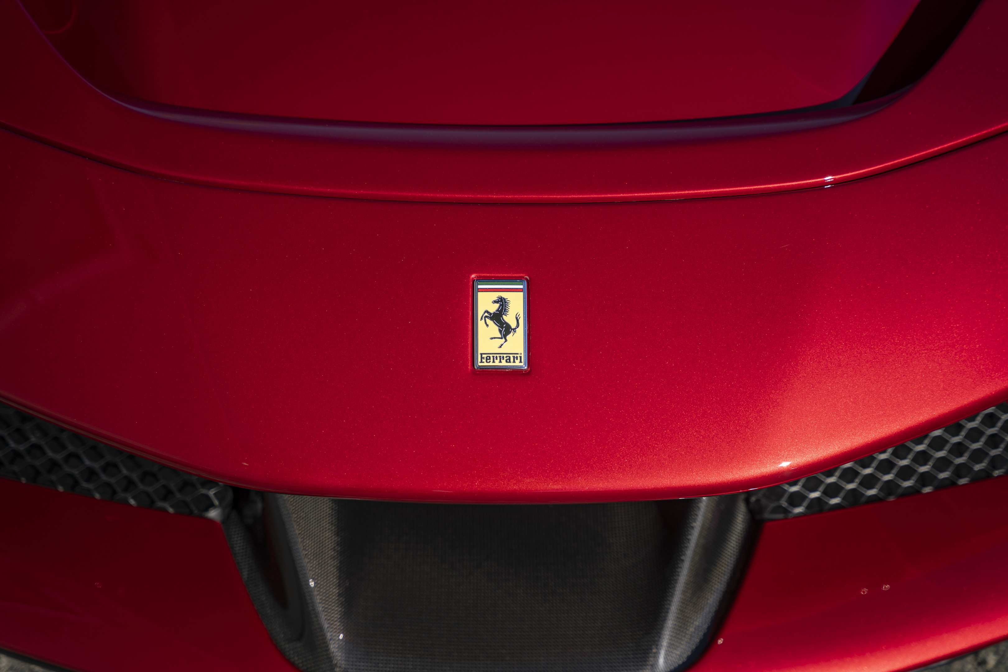 Used 2022 Ferrari SF90 Spider image 26