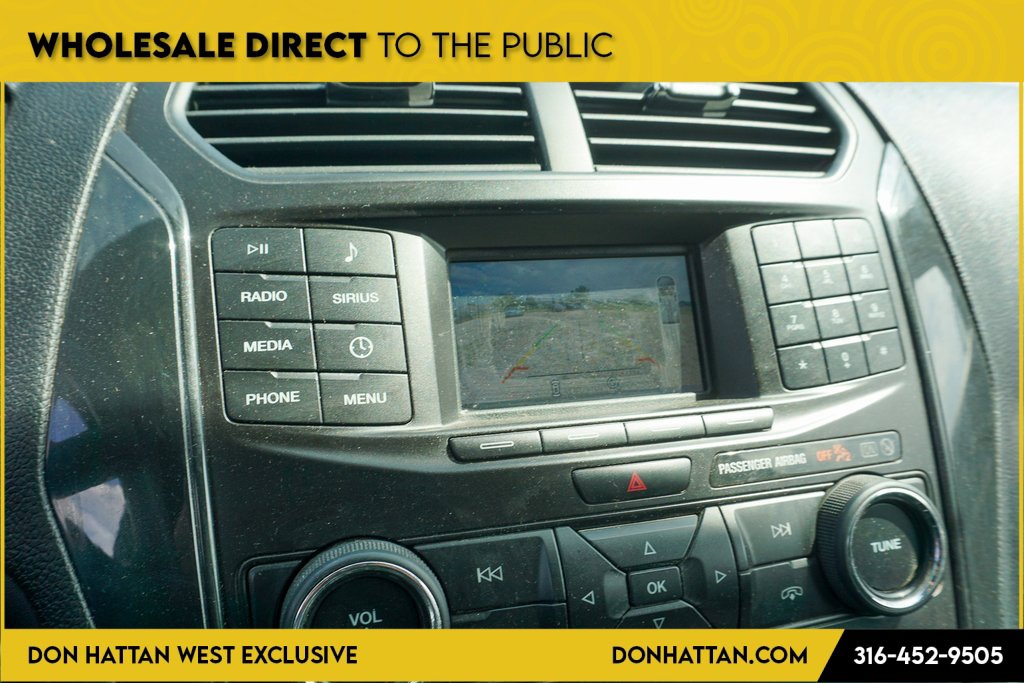 Used 2019 Ford Explorer XLT image 9