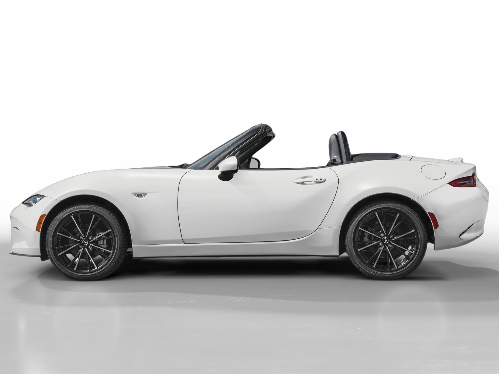 New 2026 MAZDA MX-5 Miata Grand Touring image 3