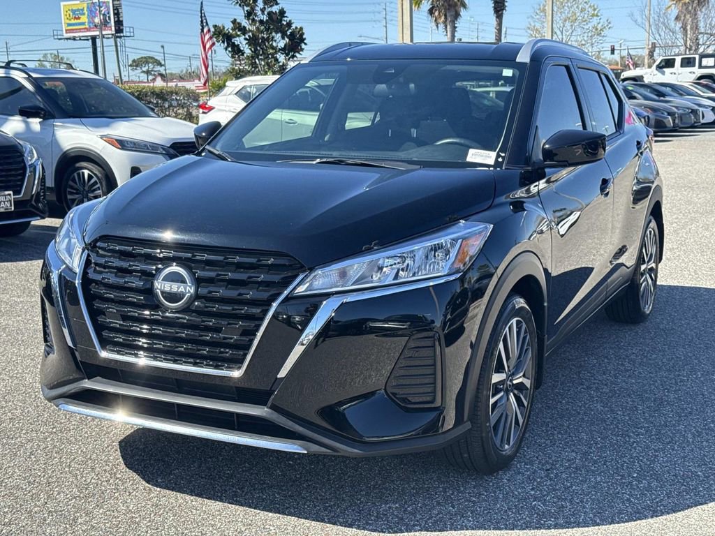 Certified 2024 Nissan Kicks SV image 8