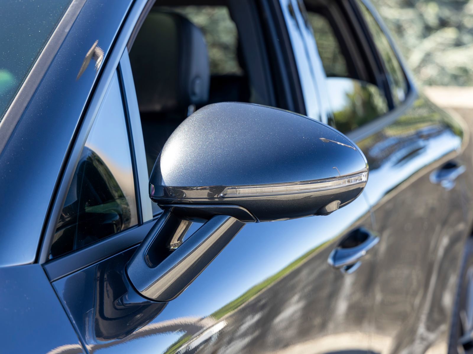 Certified 2024 Porsche Macan image 18