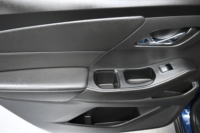 Used 2023 Chevrolet Traverse LT FWD image 20
