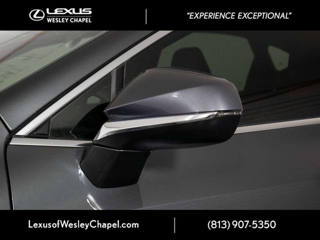 Used 2025 Lexus NX 250 FWD w/ Towing Package (2000 Lbs) image 12