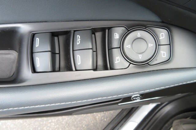 Used 2023 Buick Enclave Premium w/ Experience Buick Package image 20