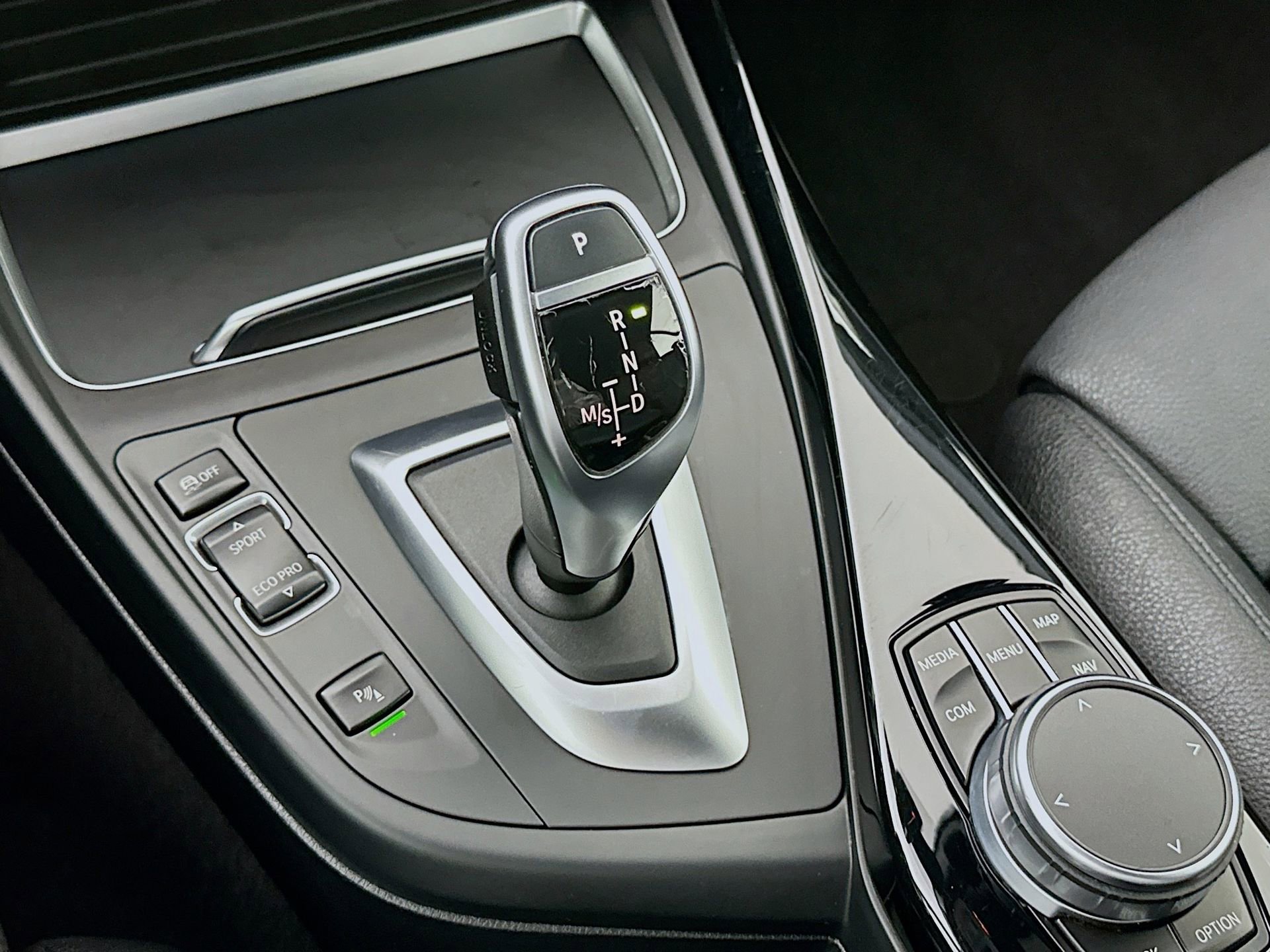 Used 2020 BMW 230i xDrive Convertible image 18