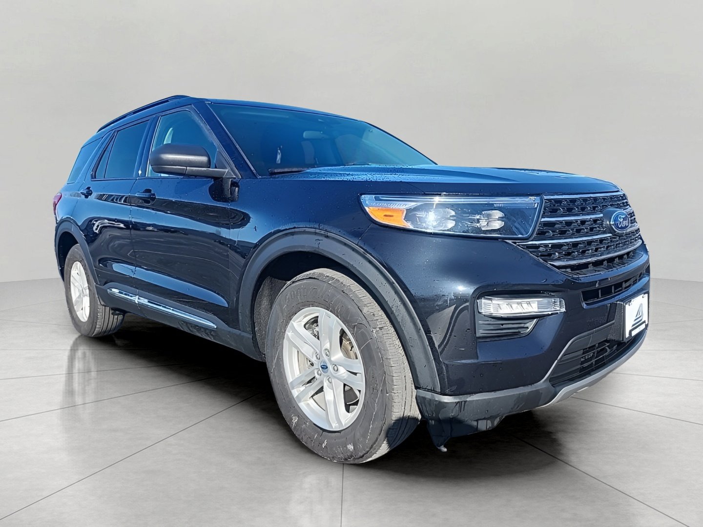 Certified 2023 Ford Explorer XLT w/ Equipment Group 202A