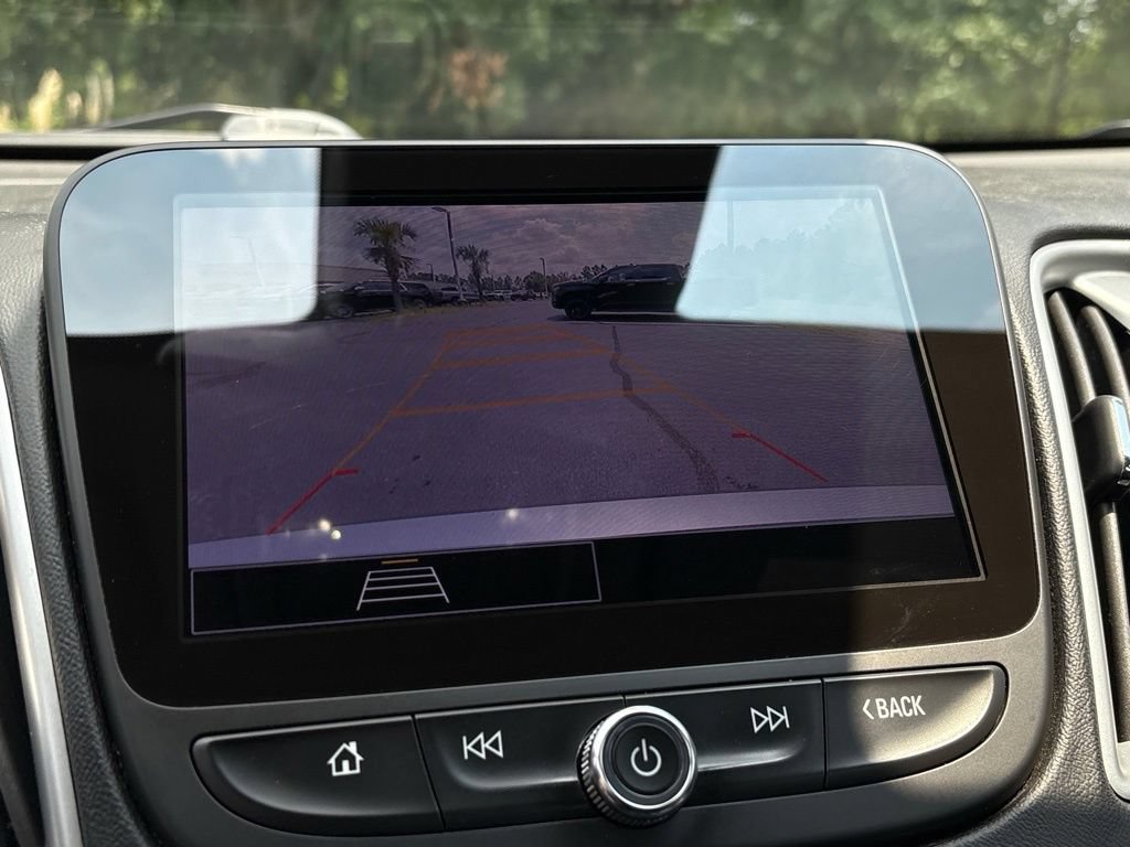 Used 2023 Chevrolet Malibu LT FWD image 17