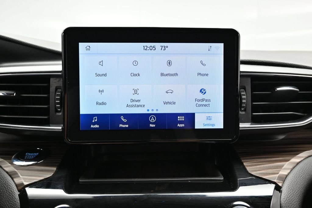 Used 2023 Ford Explorer Limited AWD/4WD image 29