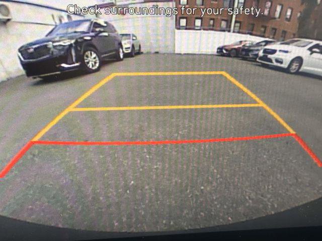 Certified 2023 Hyundai Venue SEL image 29