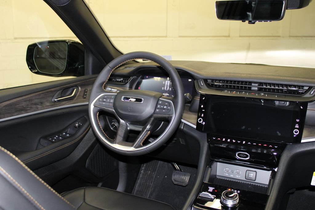 New 2026 Jeep Grand Cherokee Limited AWD/4WD image 13