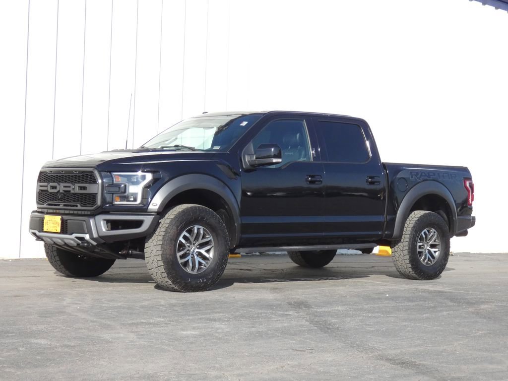 Used 2018 Ford F150 Raptor w/ Equipment Group 802A Luxury image 9
