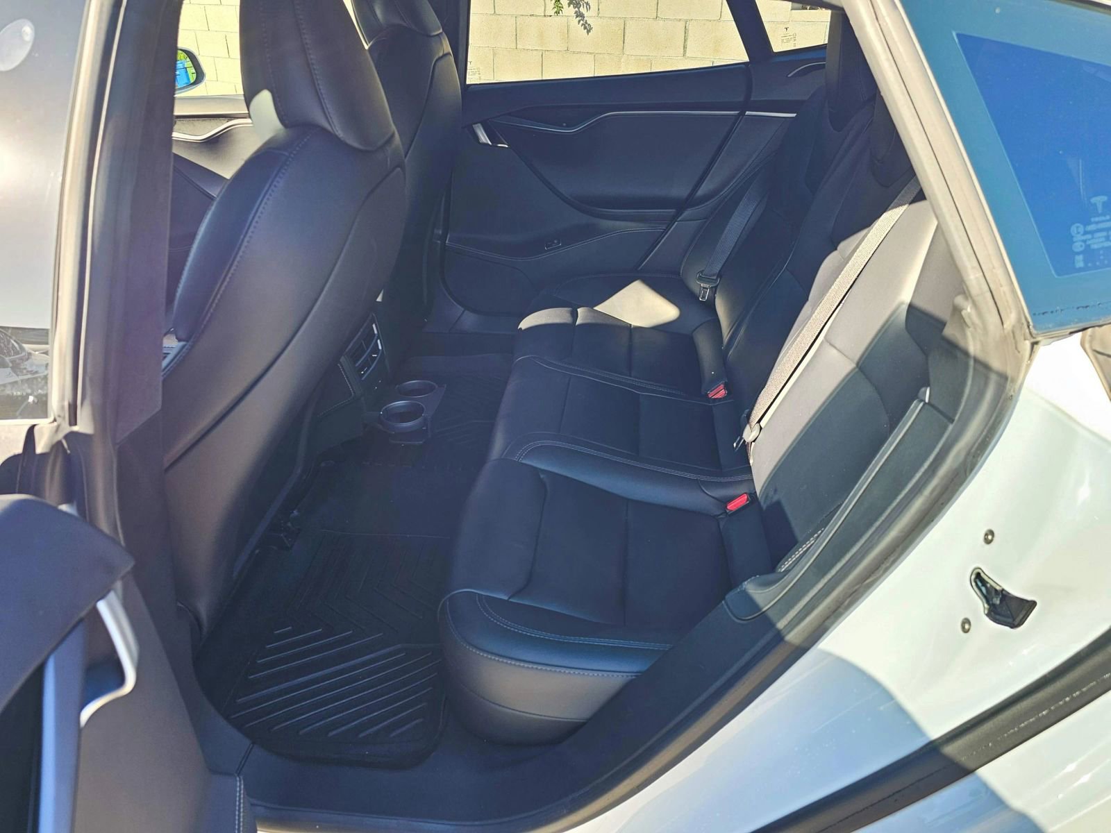 Used 2021 Tesla Model S Long Range Plus image 7