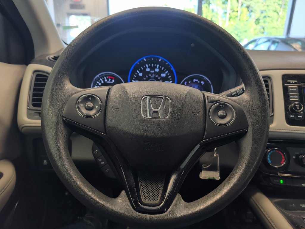 Used 2018 Honda HR-V LX image 16