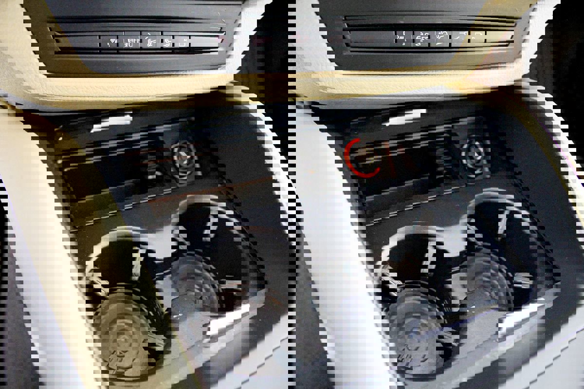 Used 2012 BMW X6 M image 34