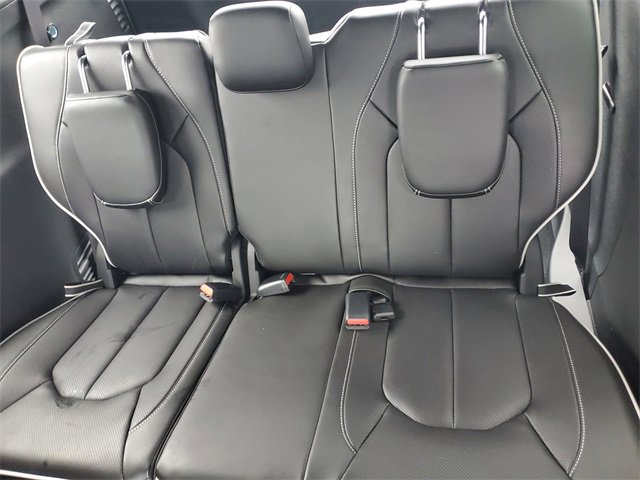 New 2026 Chrysler Pacifica Limited w/ Trailer Tow Group image 11