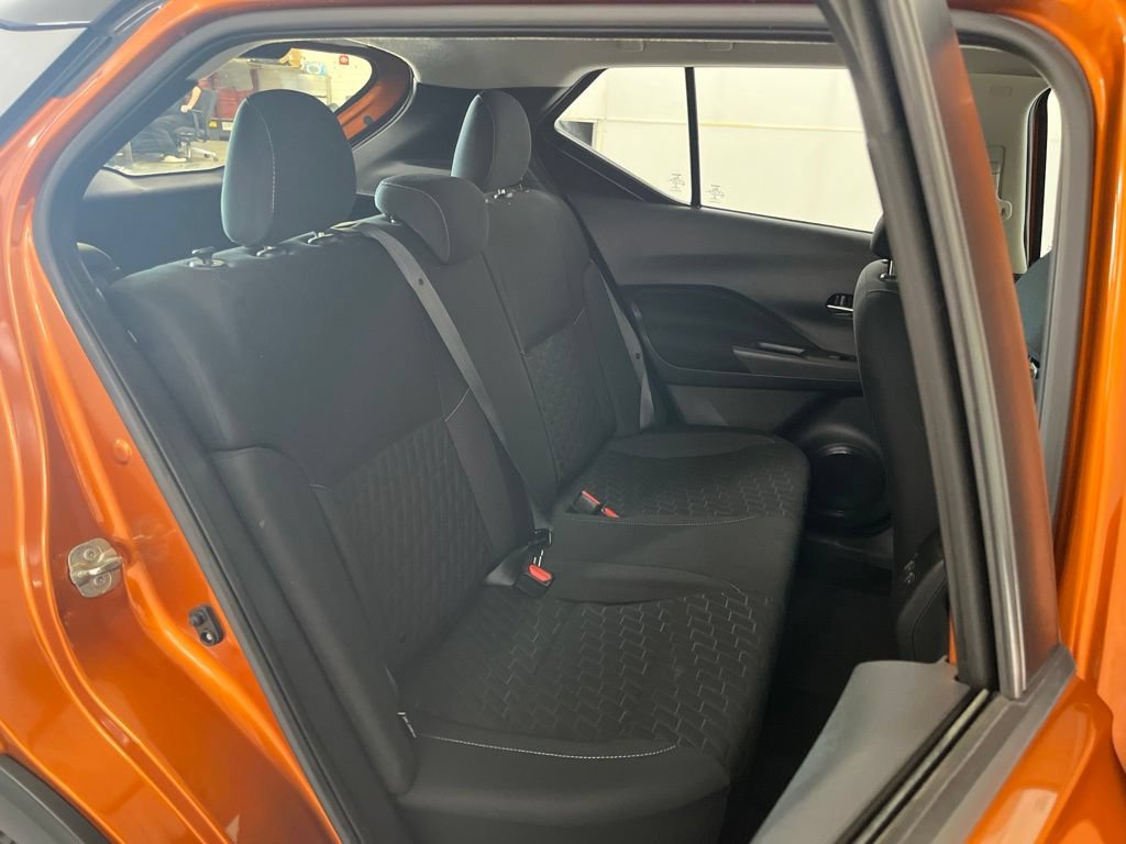 Used 2021 Nissan Kicks SV FWD image 19