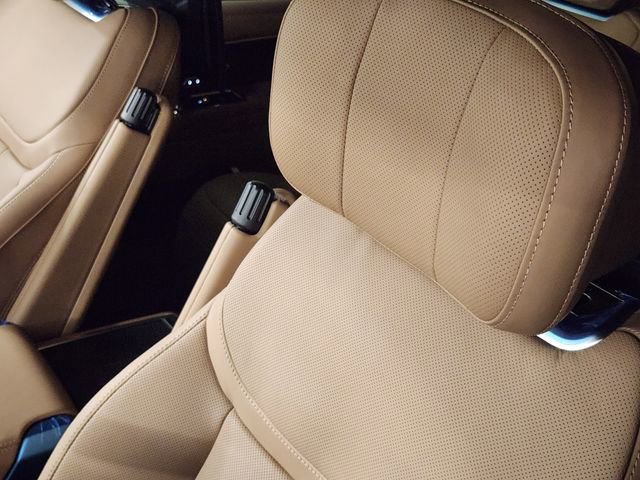 New 2026 Land Rover Range Rover Long Wheelbase Autobiography image 14