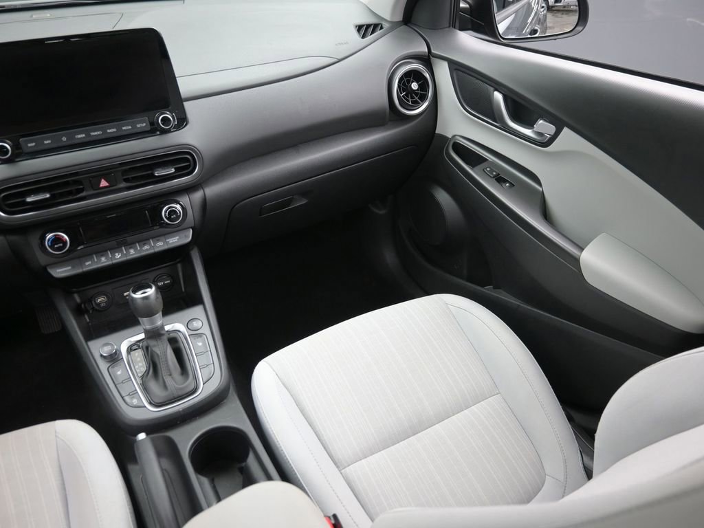 Used 2023 Hyundai Kona SEL w/ Convenience Package image 14