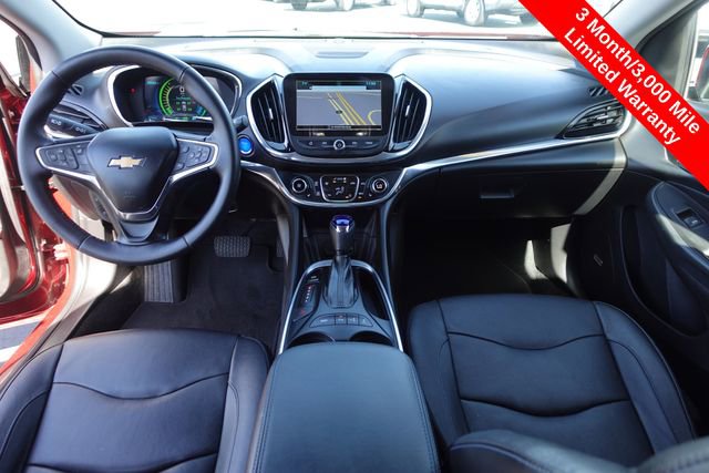 Used 2017 Chevrolet Volt Premier w/ Driver Confidence Package image 4