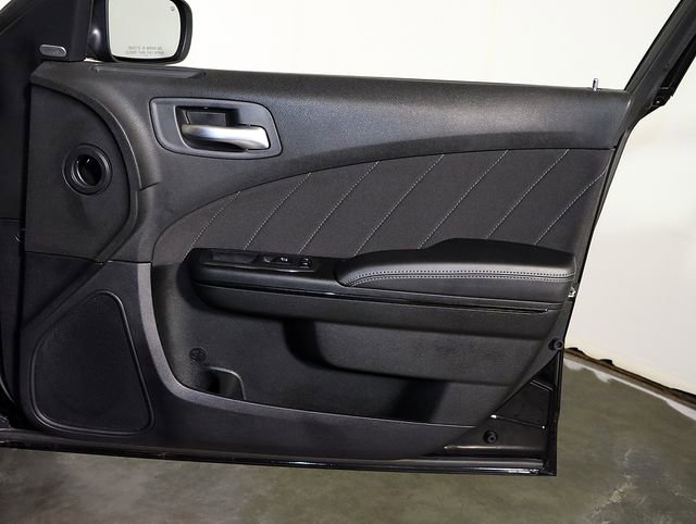 Used 2023 Dodge Charger SXT w/ Blacktop Package image 33