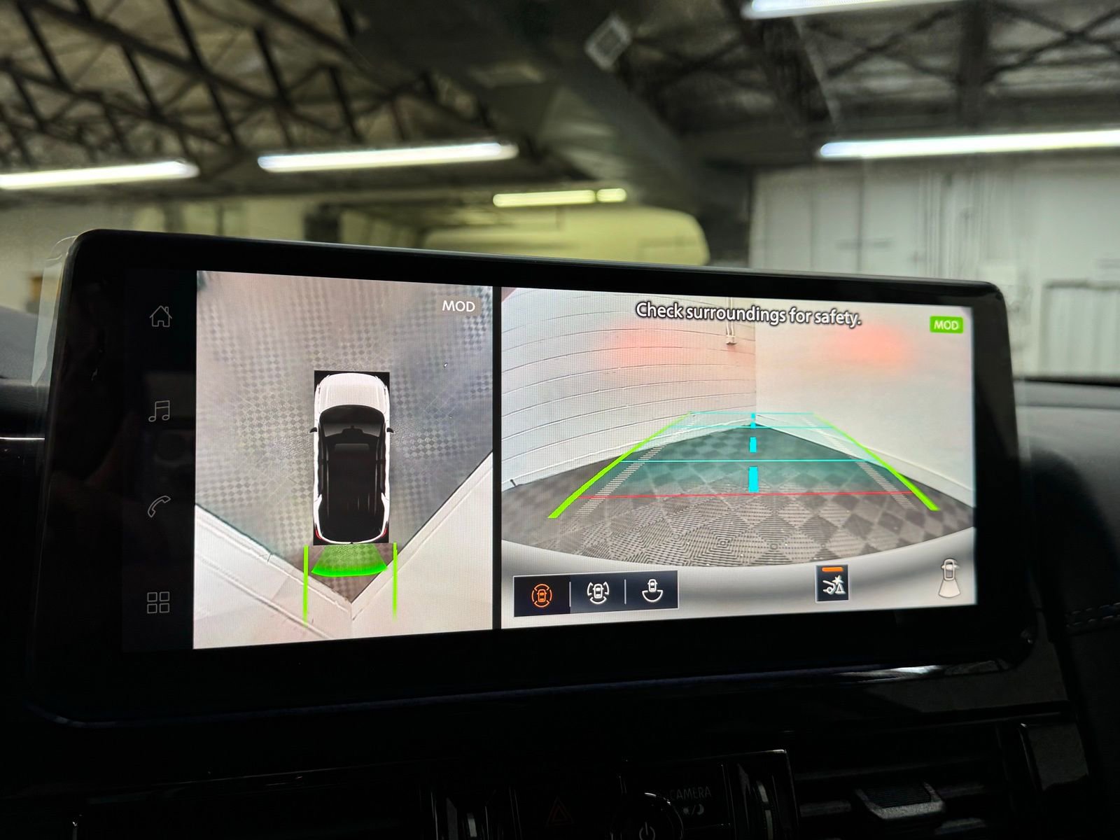 New 2026 Nissan Pathfinder Platinum image 15