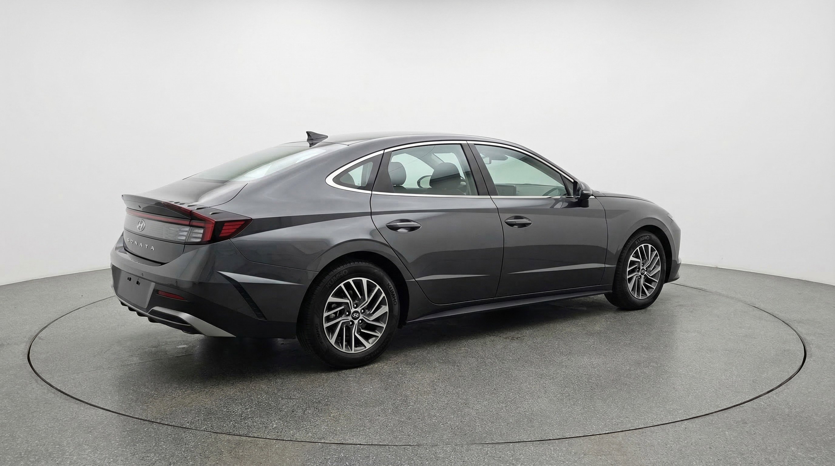 Used 2025 Hyundai Sonata SEL image 9