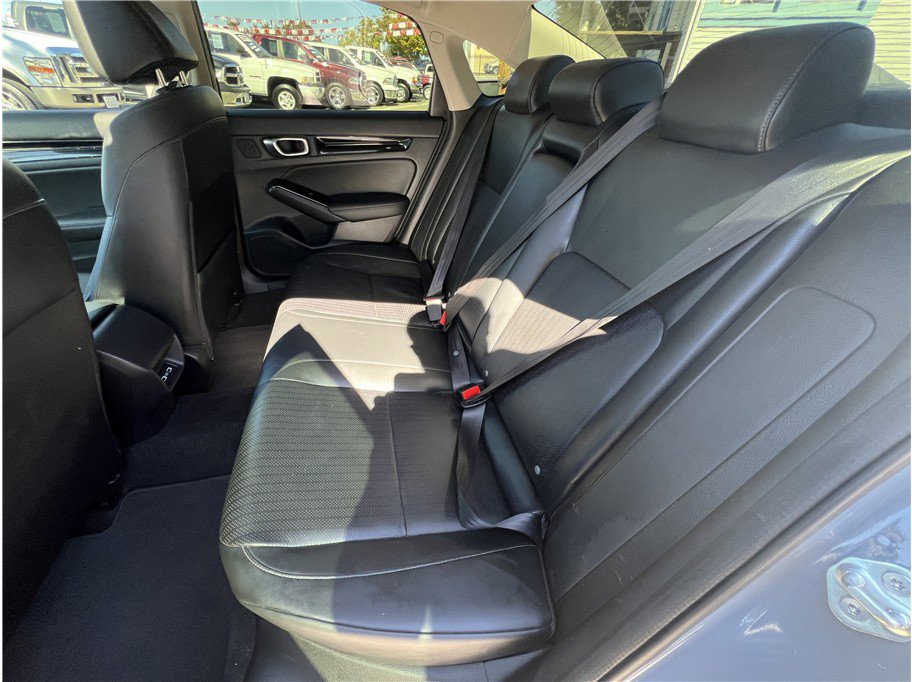 Used 2022 Honda Civic Touring image 11