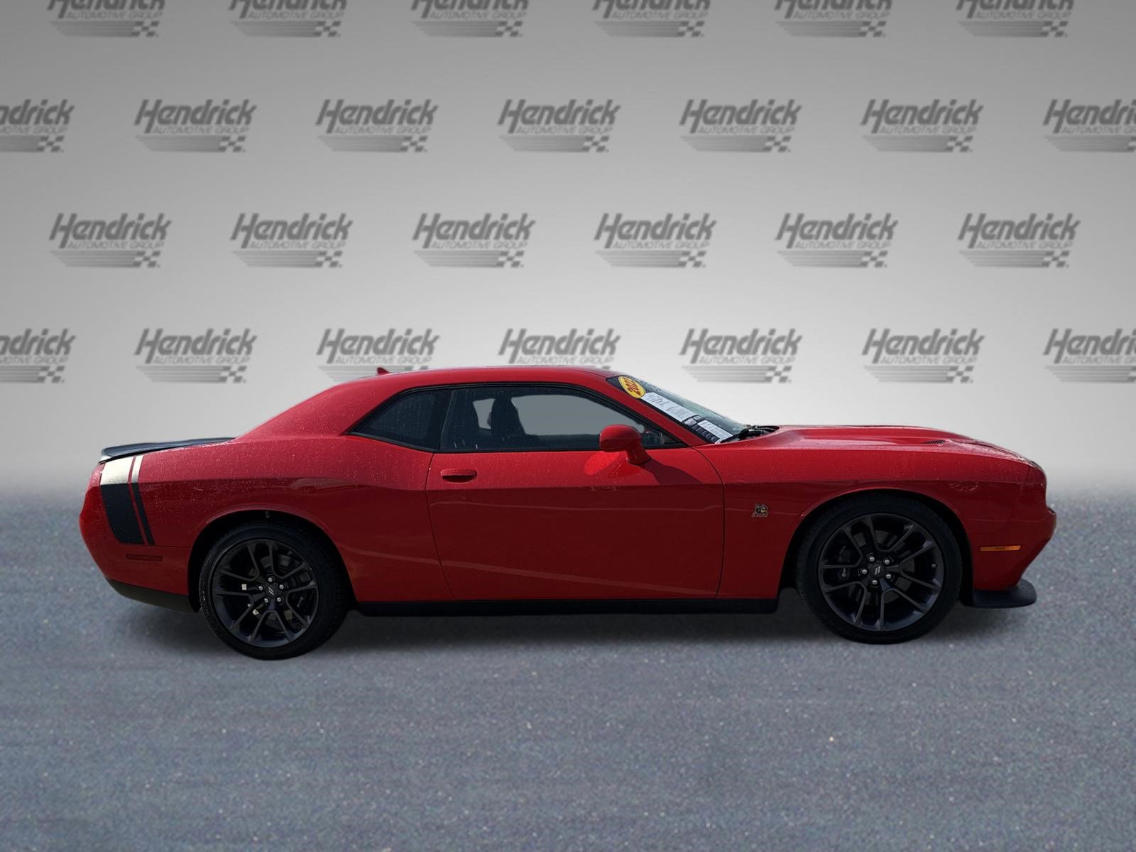Used 2022 Dodge Challenger R/T Scat Pack w/ Driver Convenience Group image 10