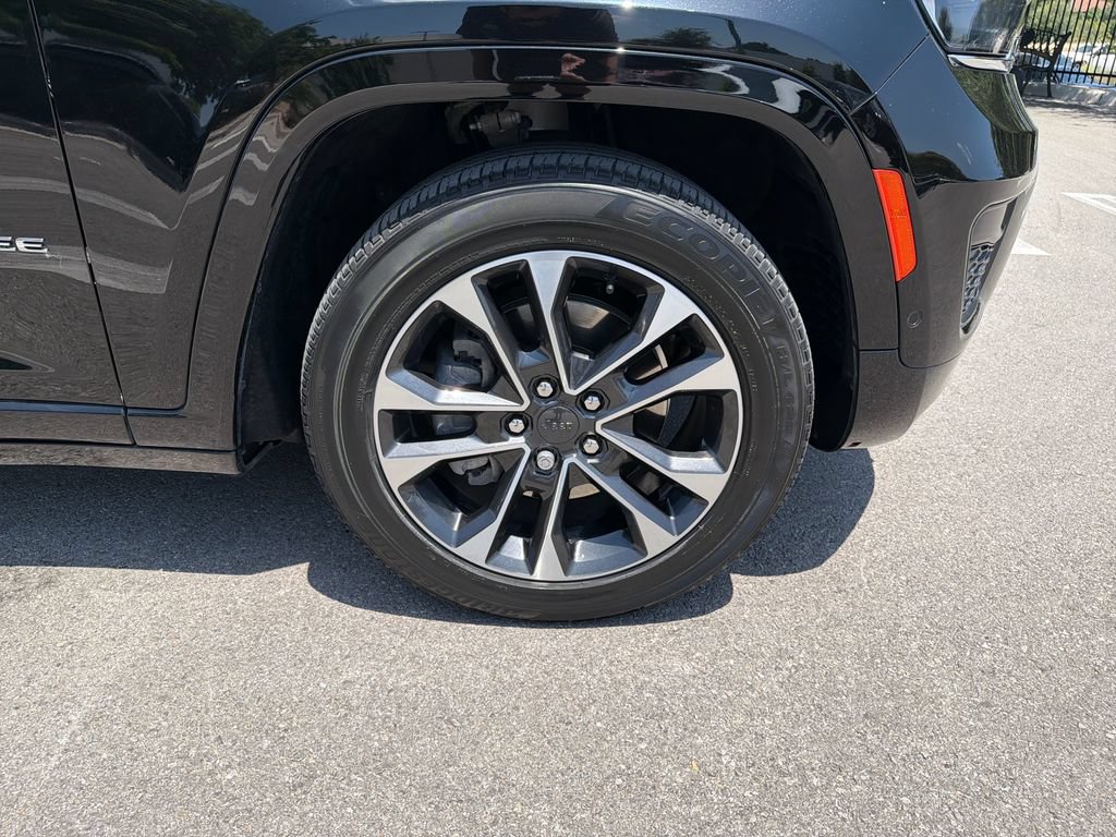 Used 2022 Jeep Grand Cherokee L Overland AWD/4WD image 15