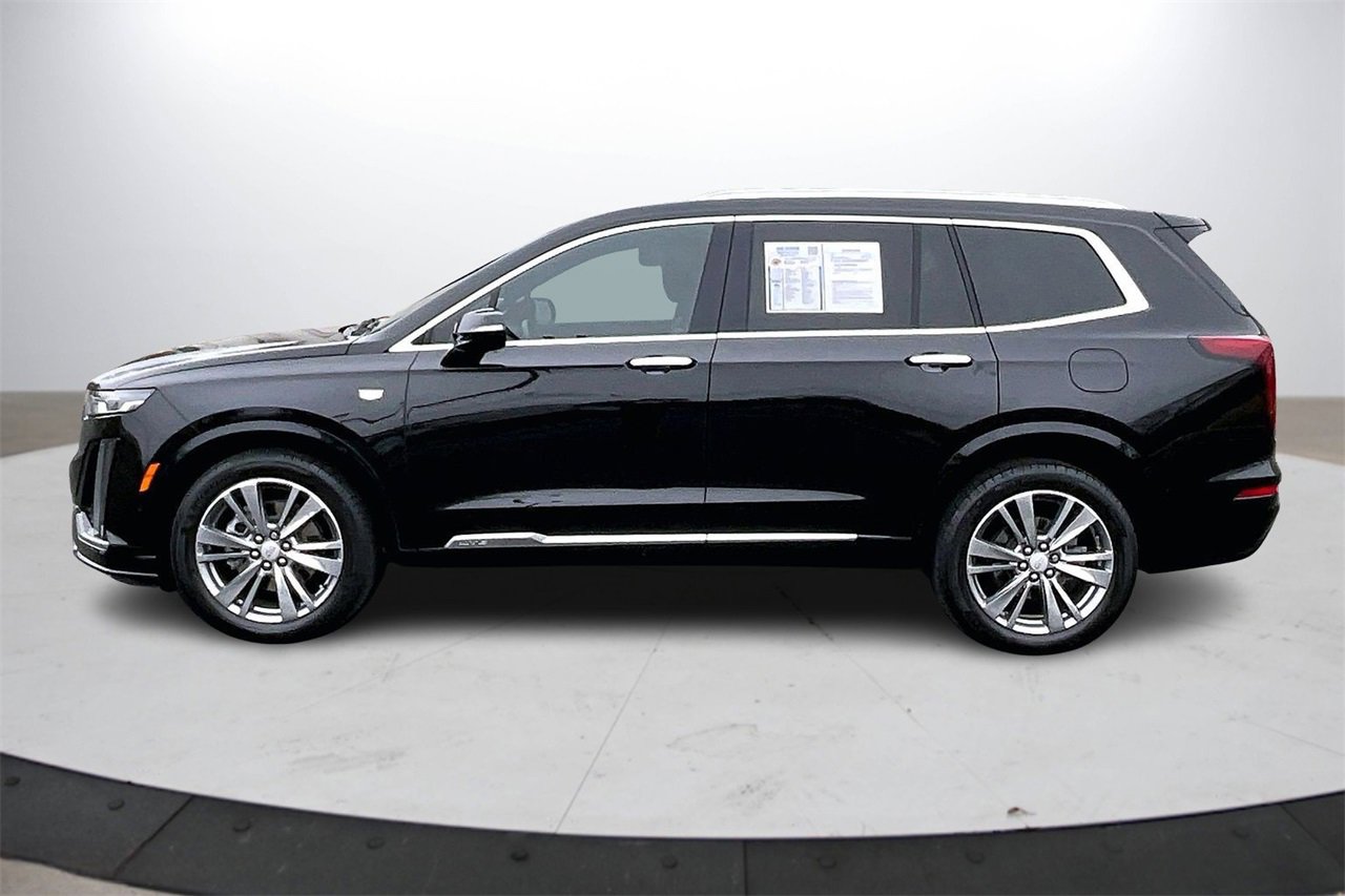 Used 2022 Cadillac XT6 Premium Luxury w/ Technology Package image 6