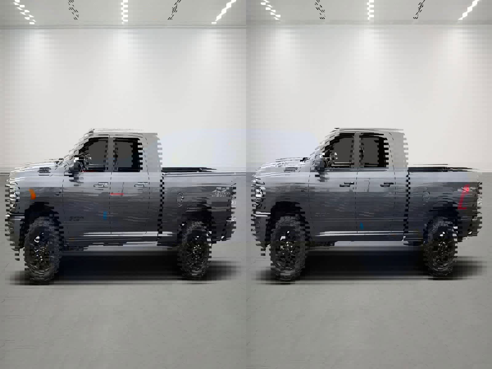 Used 2022 RAM 2500 Big Horn w/ Night Edition image 3