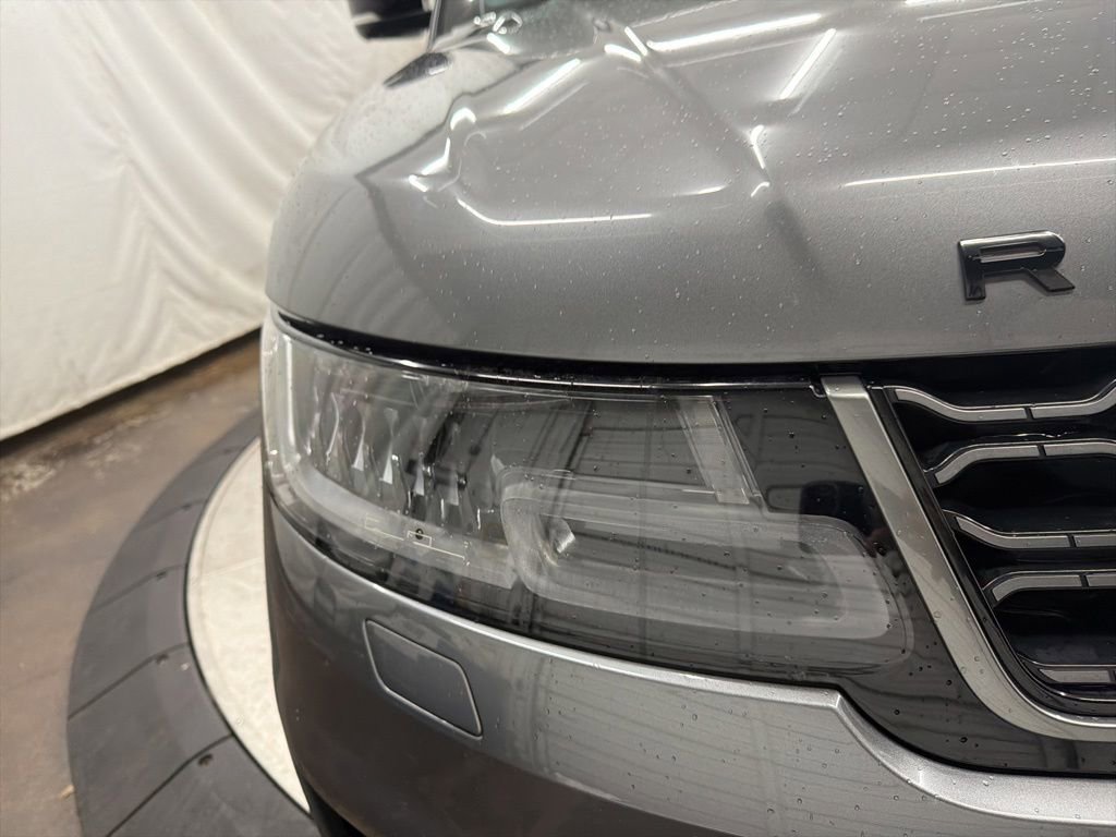 Used 2018 Land Rover Range Rover Sport Supercharged AWD/4WD image 10