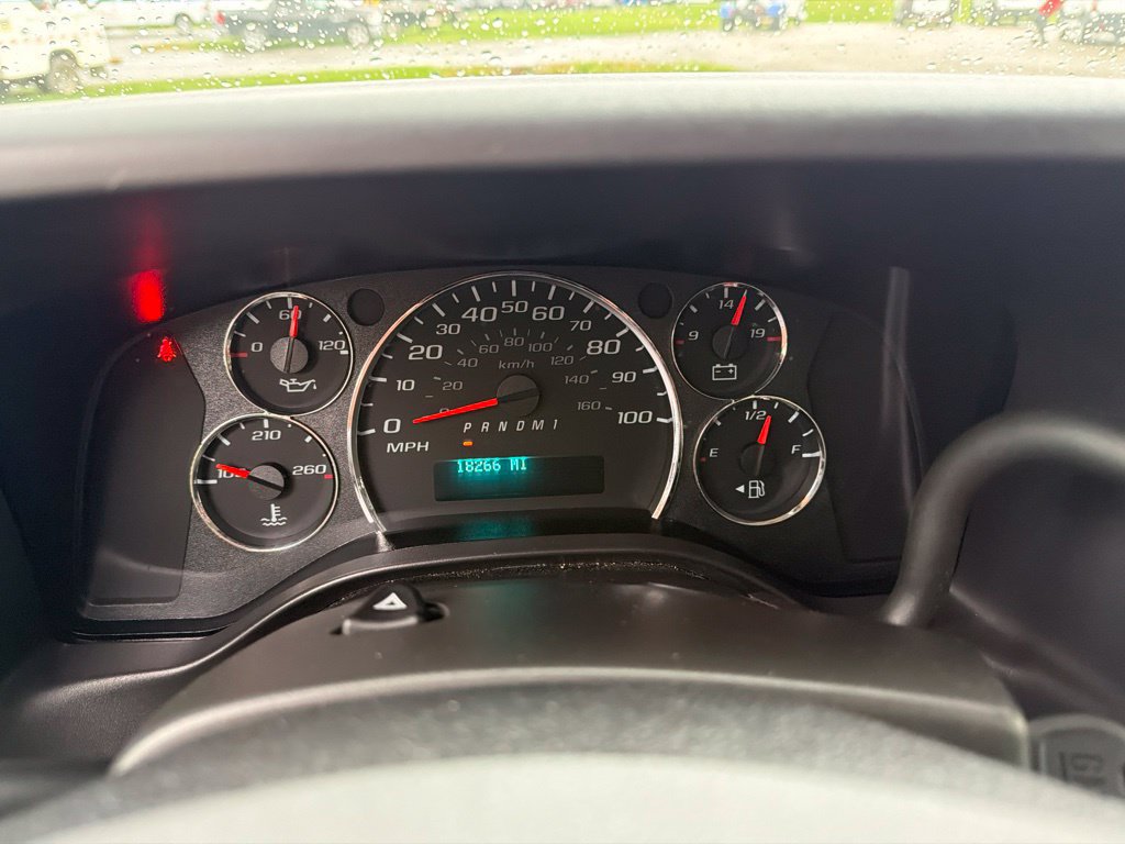Used 2025 GMC Savana 2500 w/ Driver Convenience Package RWD image 20