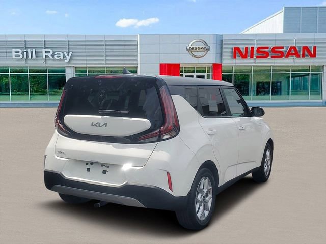 Used 2025 Kia Soul S FWD image 4
