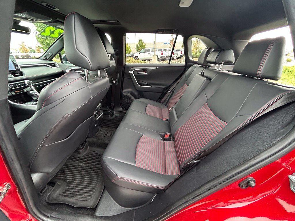 Used 2022 Toyota RAV4 XSE w/ Protection Package (TMS) AWD/4WD image 28