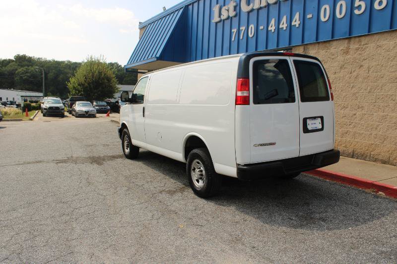 Used 2021 Chevrolet Express 2500 RWD image 4
