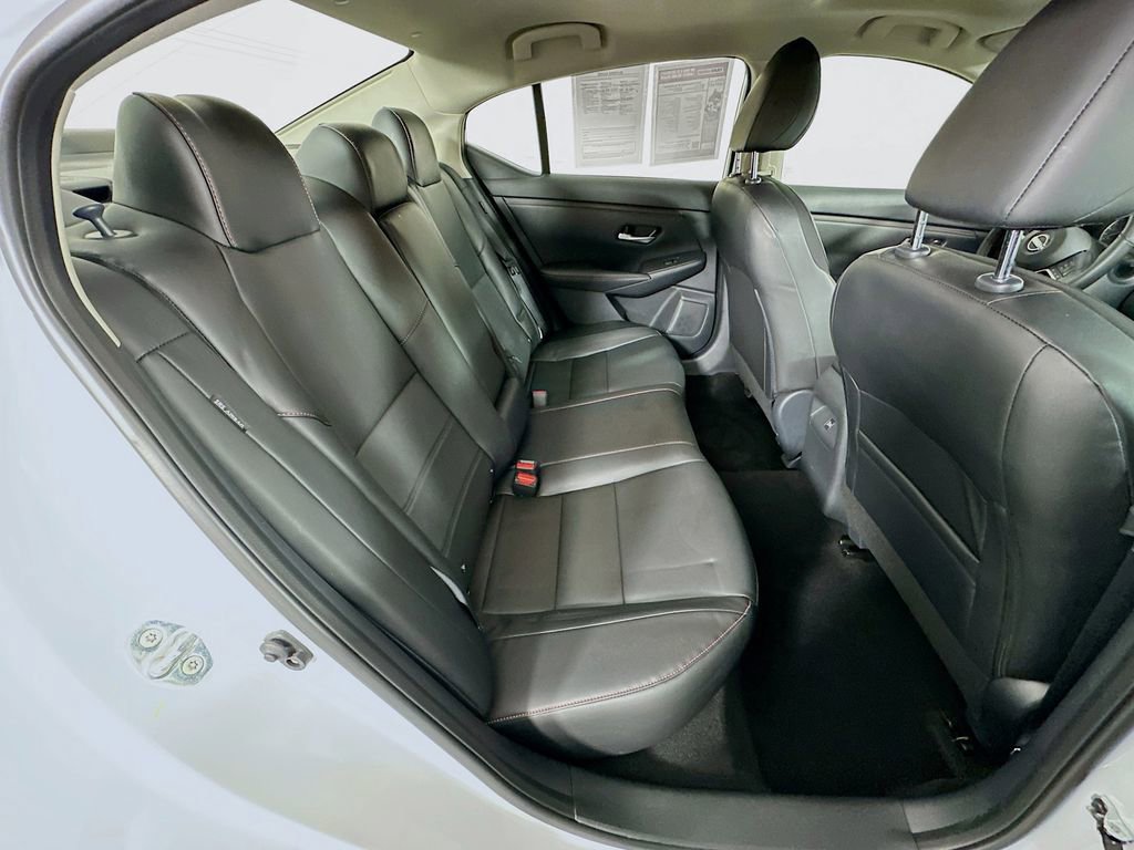 Certified 2025 Nissan Sentra SR w/ SR Premium Package image 35